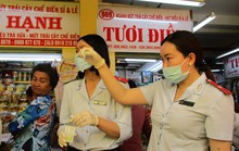 Kiểm tra thực phẩm Tết ở chợ, siêu thị