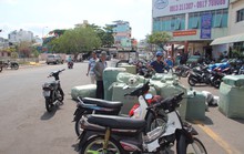 Vụ bảo vệ ga Sài Gòn bị tố lừa đảo: Có đường dây “cò mồi’ hay không?