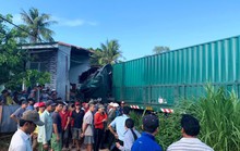 Xe đầu kéo tông sập nhà dân, cụ bà hàng xóm sang chơi bị chết oan