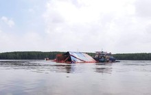 Tàu vận tải chìm ở sông Lòng Tàu: Hút thêm 50 tấn dầu