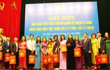 Hà Nội: Họp mặt 100 giáo viên tiêu biểu