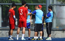 Trước trận gặp Indonesia, HLV Park Hang-seo công bố đội hình đầy biến ảo