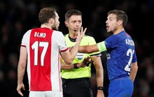 Cận cảnh 2 thẻ đỏ trong 55 giây của Ajax, Chelsea được trọng tài ưu ái?