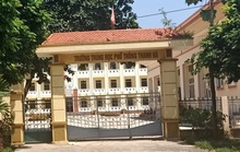 Khai trừ Đảng giáo viên đưa 300 triệu đồng nhờ nâng điểm cho 2 thí sinh