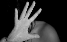 Ấn Độ: Cô gái bị tố... cưỡng hiếp phụ nữ 25 tuổi