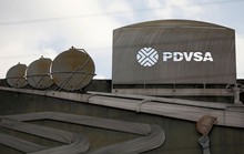 Ngân hàng Nga đóng băng tài khoản của công ty dầu mỏ Venezuela