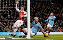 Gục ngã ở Etihad, Arsenal văng khỏi Top 5
