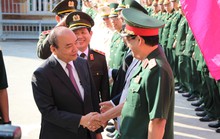 Thủ tướng xông đất Bộ Chỉ huy quân sự TP Đà Nẵng