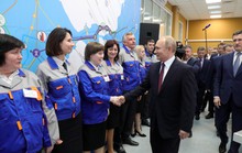 Ông Putin dự lễ khánh thành hai nhà máy điện ở Crimea