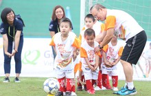 HLV Park Hang-seo gieo mơ ước cho cầu thủ nhí Việt Nam