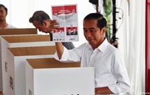 Indonesia: Tổng thống Joko Widodo tái đắc cử, đối thủ dọa châm ngòi biểu tình