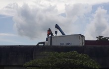 Lật xe trên cao tốc TP HCM - Trung Lương