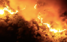 Clip: Núi Hồng Lĩnh thành biển lửa, di dời dân khẩn cấp