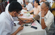 Khám sàng lọc bệnh lý đái tháo đường và tuyến giáp cho hàng ngàn người