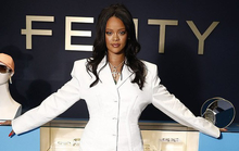 Rihanna được vinh danh là nữ ca sĩ giàu nhất thế giới