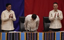 Ông Duterte: Không thể ngăn được Trung Quốc đâu