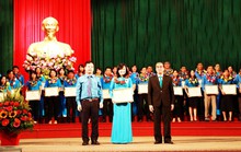 THỪA THIÊN - HUẾ: Tuyên dương 90 cán bộ Công đoàn tiêu biểu