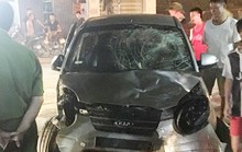 Gây tai nạn bỏ chạy, xe điên tông hàng loạt xe máy khiến 7 người bị thương