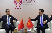 Phó Thủ tướng nêu vấn đề Biển Đông trong cuộc gặp Ngoại trưởng Trung Quốc