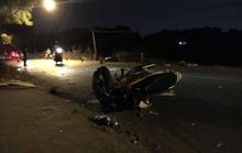 Xe tải chạy qua kéo dây điện xuống thấp, thiếu nữ 17 tuổi đi xe máy vướng phải tử vong tại chỗ
