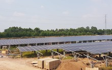 Bộ Công Thương đề xuất phương án mới, mua điện mặt trời mái nhà giá 2.156 đồng/kWh