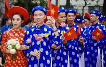 Ấm áp lễ cưới tập thể của 100 đôi công nhân trong Ngày Quốc Khánh