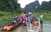 Mưa lớn gây ngập lụt miền Trung