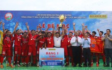 CLB Hoàng Gia đăng quang giải bóng đá thành phố mới Bình Dương 2019