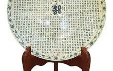 Đĩa gốm Chu đậu 1.000 chữ Long viết bằng thư pháp được vinh danh kỷ lục Guiness thế giới