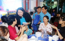 Tết sẻ chia