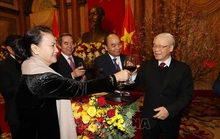 Tổng Bí thư, Chủ tịch nước Nguyễn Phú Trọng chúc Tết lãnh đạo, nguyên lãnh đạo Đảng và Nhà nước