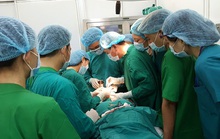 Quý ông cũng... ham 'lên đời' nhan sắc