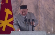 Biểu cảm bất thường của ông Kim Jong-un: Khóc khi phát biểu