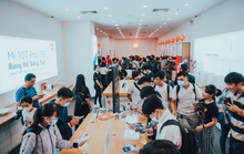 Sự kiện mở bán Xiaomi Mi 10T Pro tại Việt Nam thu hút đông đảo người dùng