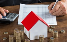 Lãi suất ngân hàng giảm, có nên chớp thời cơ mua nhà?