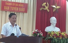 Đà Nẵng chỉ tặng sách phục vụ đại biểu dự Đại hội Đảng bộ