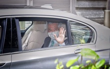 Thủ tướng Lý Hiển Long đến tòa kiện blogger Singapore chia sẻ thông tin sai sự thật