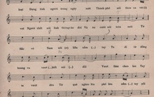 Về ca khúc Nối vòng tay lớn của Trịnh Công Sơn: Nụ cười nở hay nối trên môi?