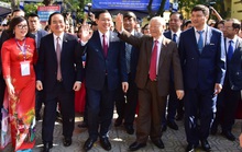 Tổng Bí thư, Chủ tịch nước Nguyễn Phú Trọng thăm trường xưa dịp kỷ niệm 70 năm thành lập