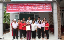 Vedan Việt Nam trao tặng 4 căn nhà Chữ thập đỏ