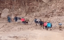Được khiêng bộ 20 km đường rừng đi cấp cứu, thai phụ đau lòng nhận tin dữ