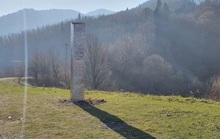 Khối kim loại bí ẩn lại mất tích ở Romania