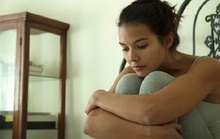 Cảm giác ra rìa trong hôn nhân