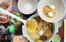 Có gì trong nồi bánh canh giá 92.000 đồng