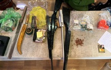 Đột kích tụ điểm đối tượng cộm cán ở Quảng Bình, phát hiện ma túy, súng và kiếm nhật