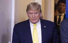 Covid-19: Tổng thống Trump cấp bách bàn giải cứu kinh tế sau ngày tồi tệ khủng khiếp