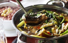 Canh chua bông súng, lươn đồng