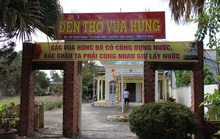 Cả xóm cùng lo hương khói đền thờ Vua Hùng