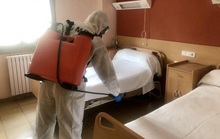 Covid-19 ở Tây Ban Nha: Bị bỏ mặc, người già phải sống cùng thi thể trong viện dưỡng lão