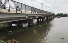 TP HCM: Thi thể cô gái khoảng 30 tuổi trôi trên sông Sài Gòn